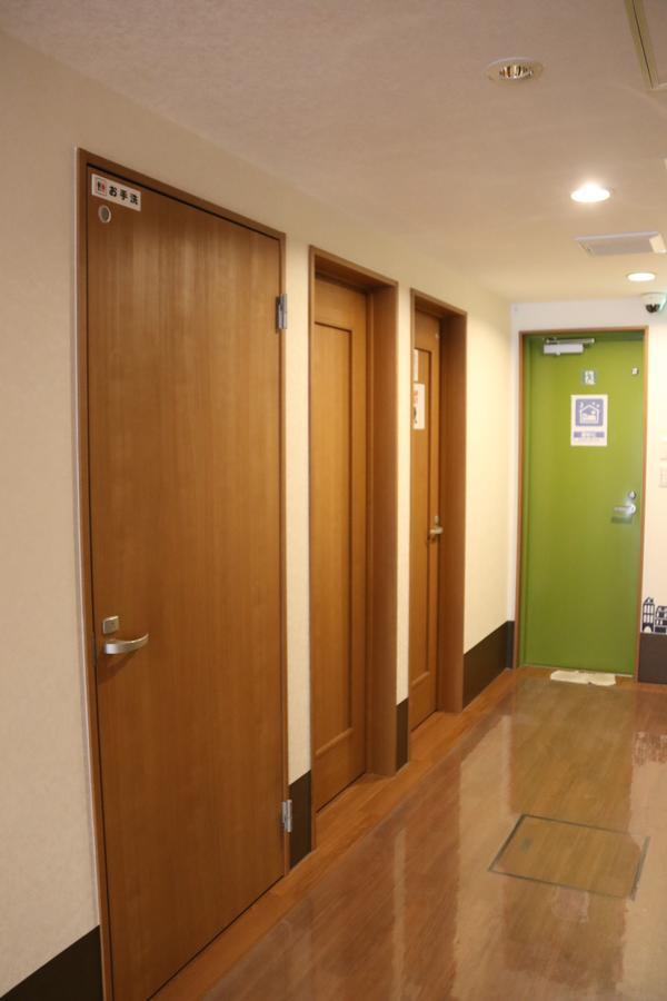 Tokiyo Hostel Тойонака Екстериор снимка
